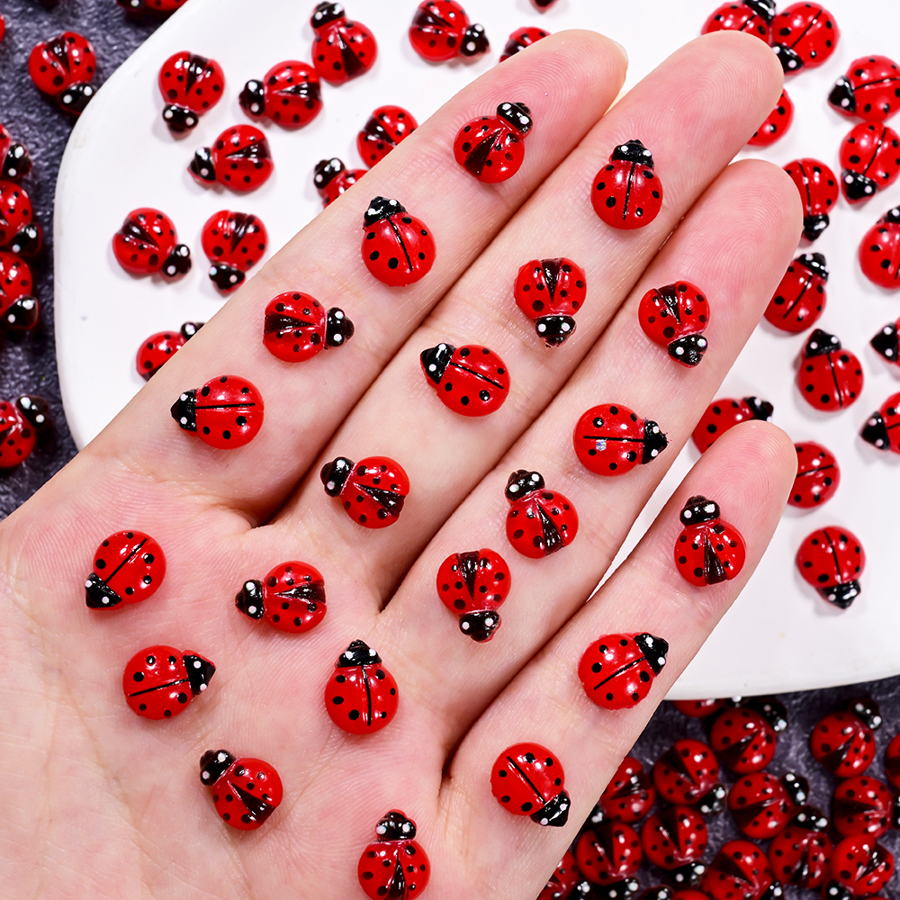 50Pcs 3D Red Ladybug Nail Char - Art Craft Ladybug recensione e prezzo