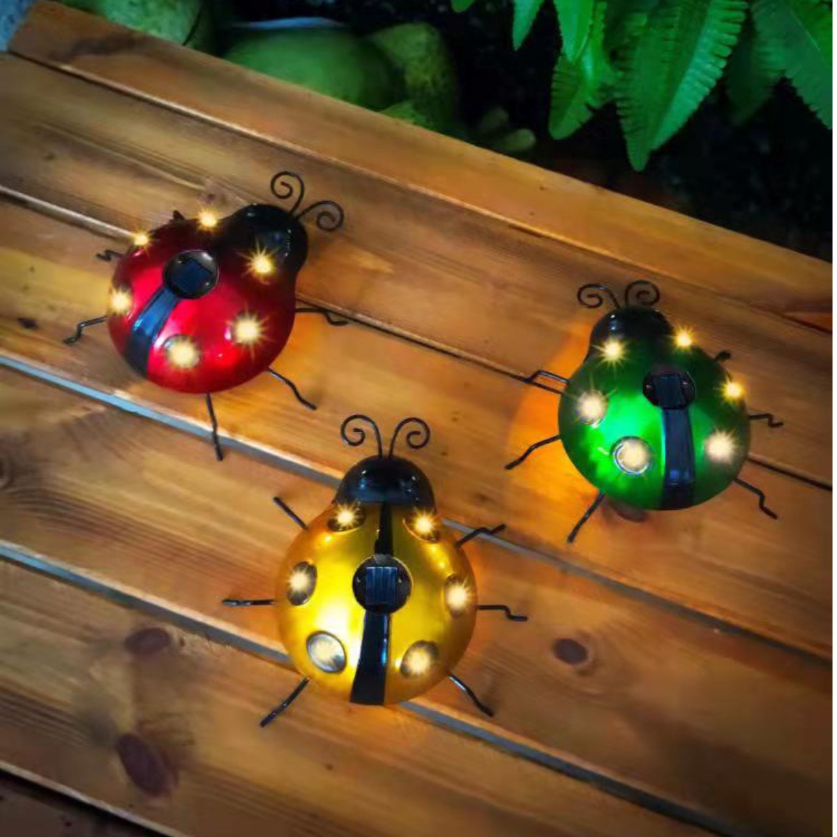 New Solar Iron Art Ladybug Cre - Art Craft Ladybug recensione e prezzo
