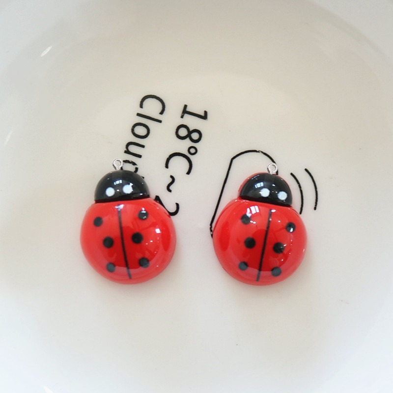 10Pcs Shiny Ladybug Flat Back  - Art Craft Ladybug recensione e prezzo